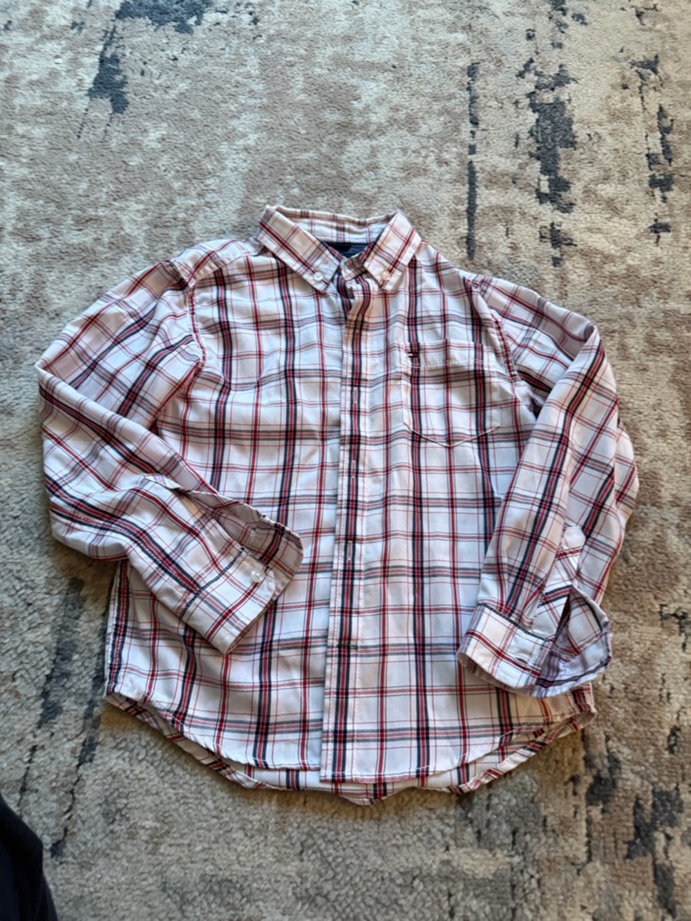 Boys Tommy Hilfiger size 7 Classic Red-Accent Plaid Button-Up Shirt